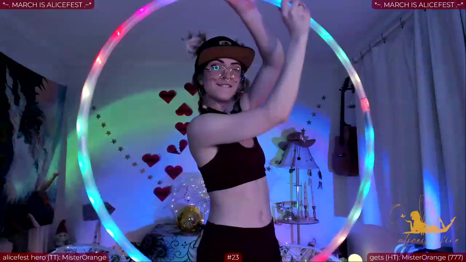 Gallery image thumbnail from aliceisonfire's myfreecams stream on, 03/01/2024, 09:25 image 19 of 20
