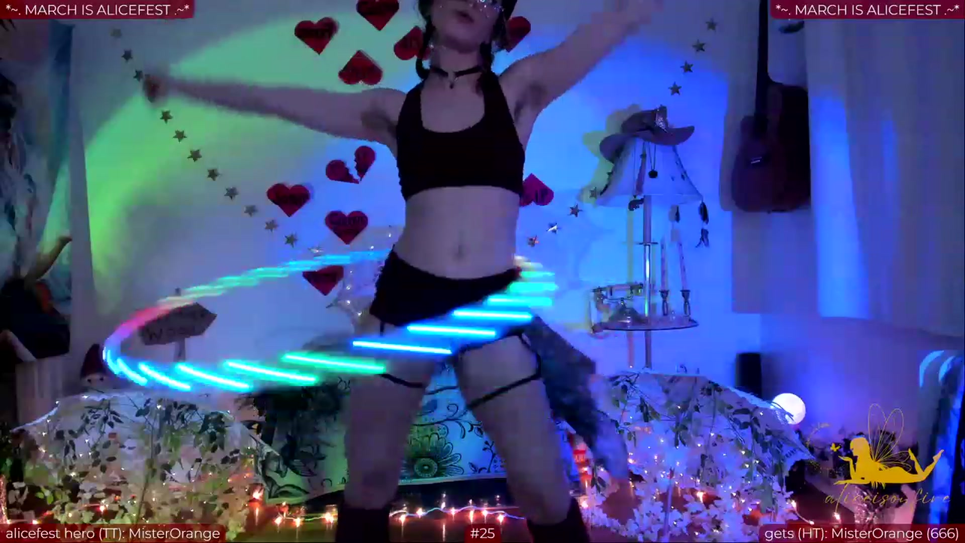 Gallery image thumbnail from aliceisonfire's myfreecams stream on, 03/01/2024, 09:25 image 16 of 20