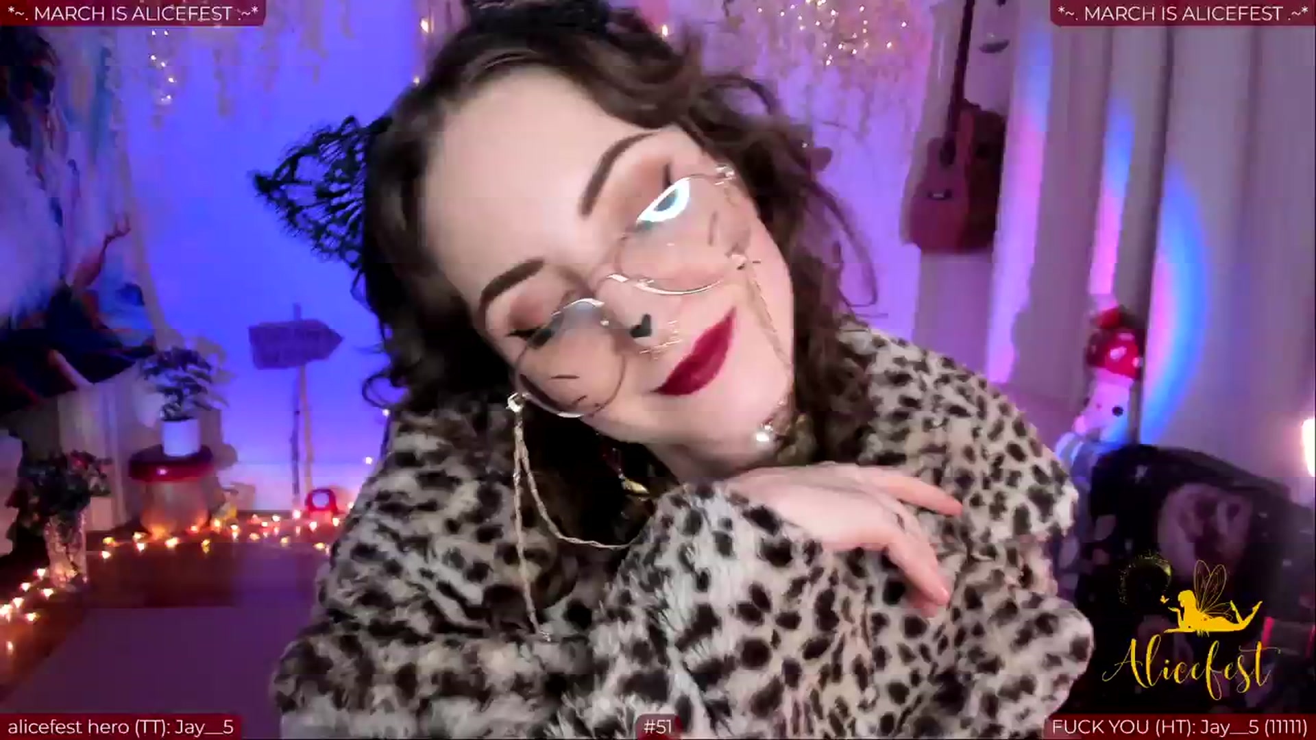 Gallery image thumbnail from aliceisonfire's myfreecams stream on, 03/03/2024, 10:33 image 14 of 20