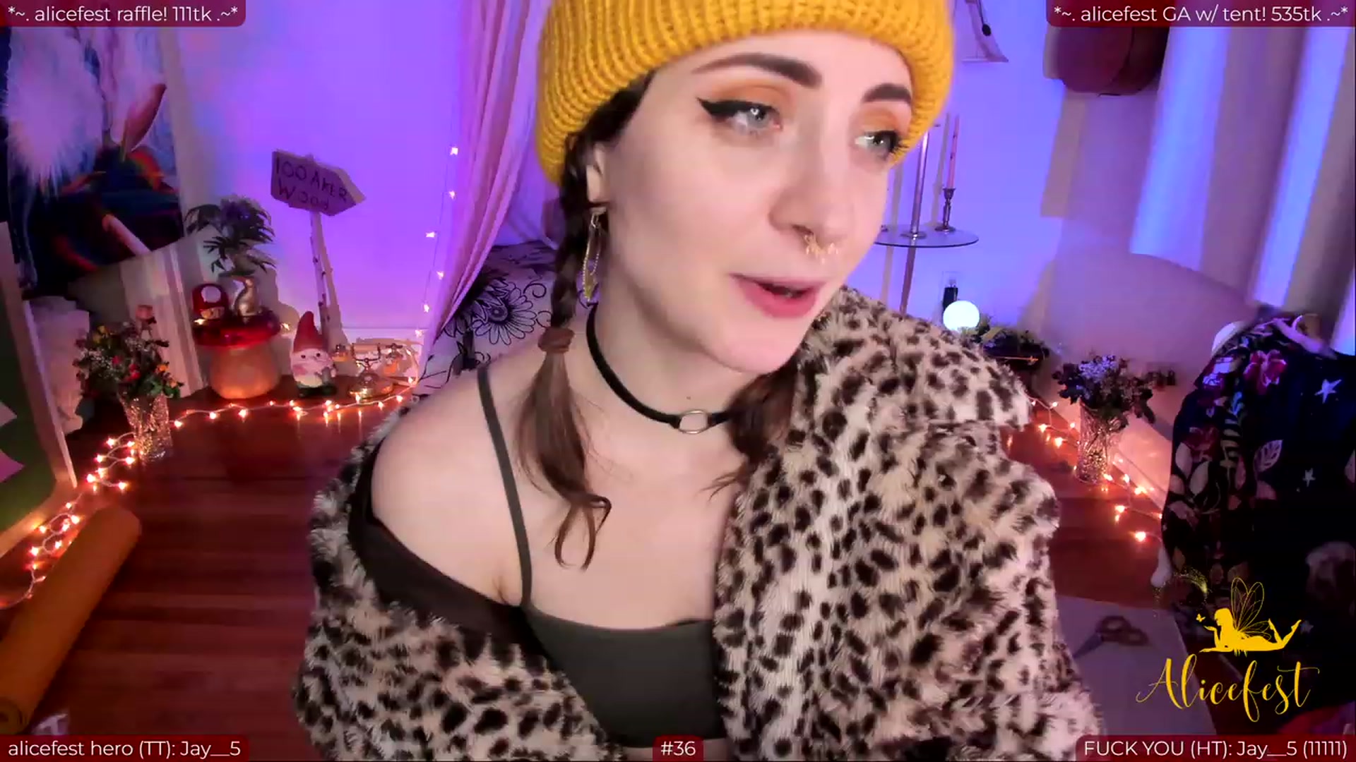 Gallery image thumbnail from aliceisonfire's myfreecams stream on, 03/08/2024, 09:55 image 6 of 20
