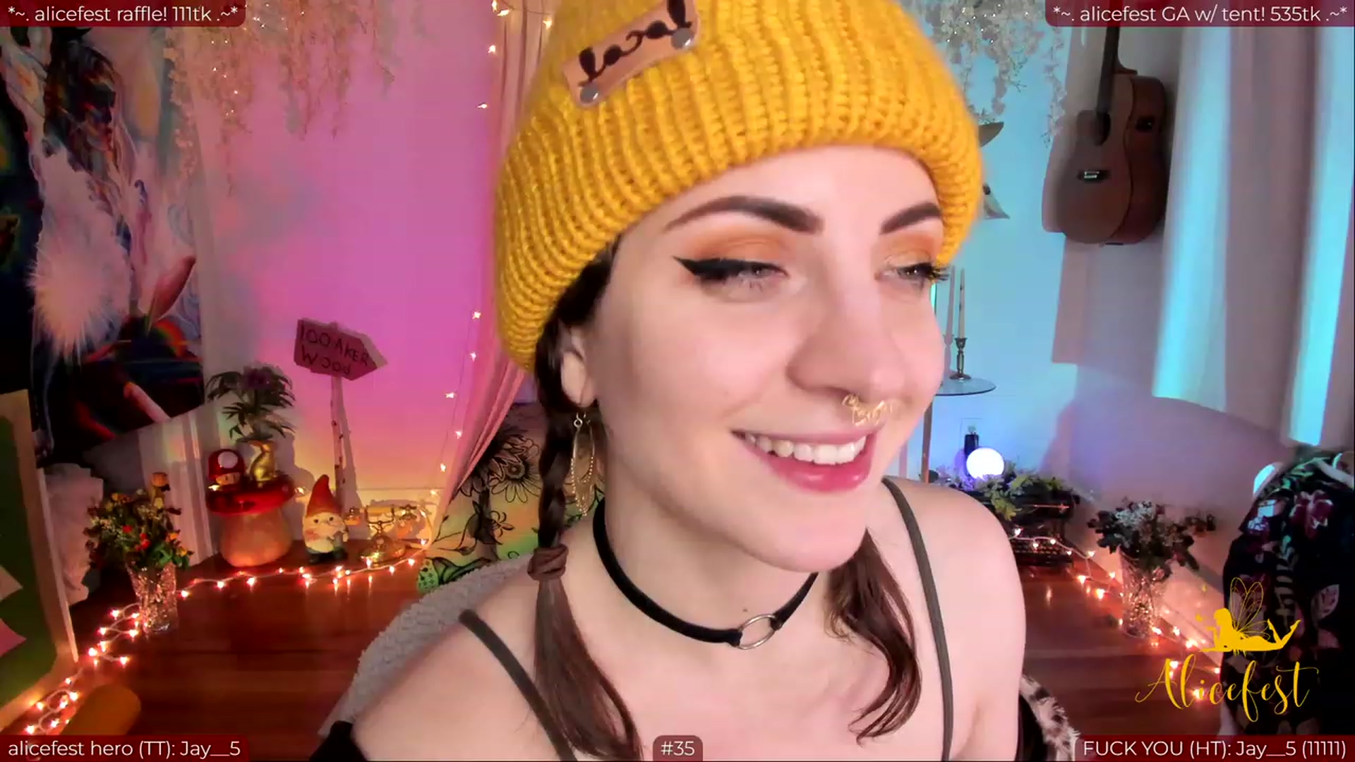 Gallery image thumbnail from aliceisonfire's myfreecams stream on, 03/08/2024, 09:55 image 20 of 20