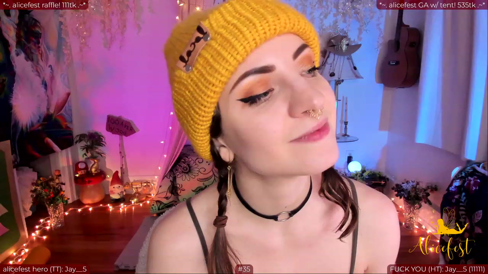 Gallery image thumbnail from aliceisonfire's myfreecams stream on, 03/08/2024, 09:55 image 19 of 20