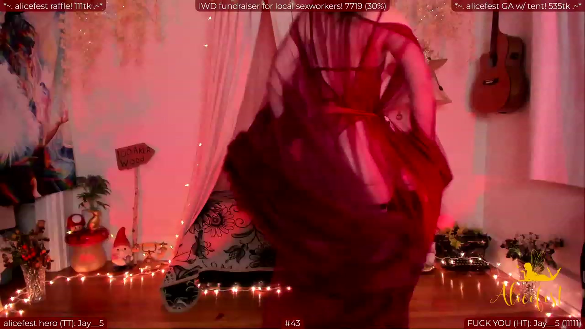 Gallery image thumbnail from aliceisonfire's myfreecams stream on, 03/09/2024, 06:22 image 3 of 20