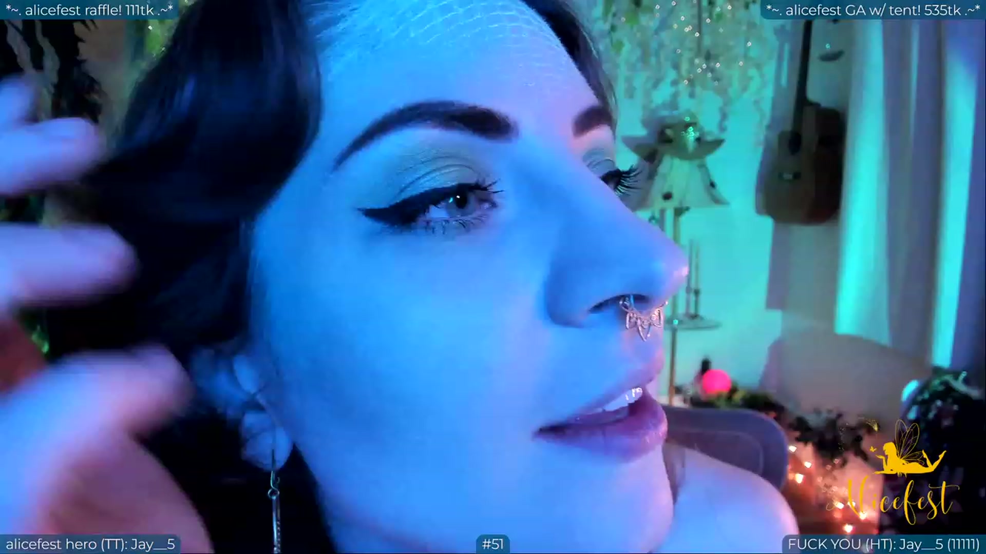 Gallery image thumbnail from aliceisonfire's myfreecams stream on, 03/11/2024, 09:56 image 19 of 20