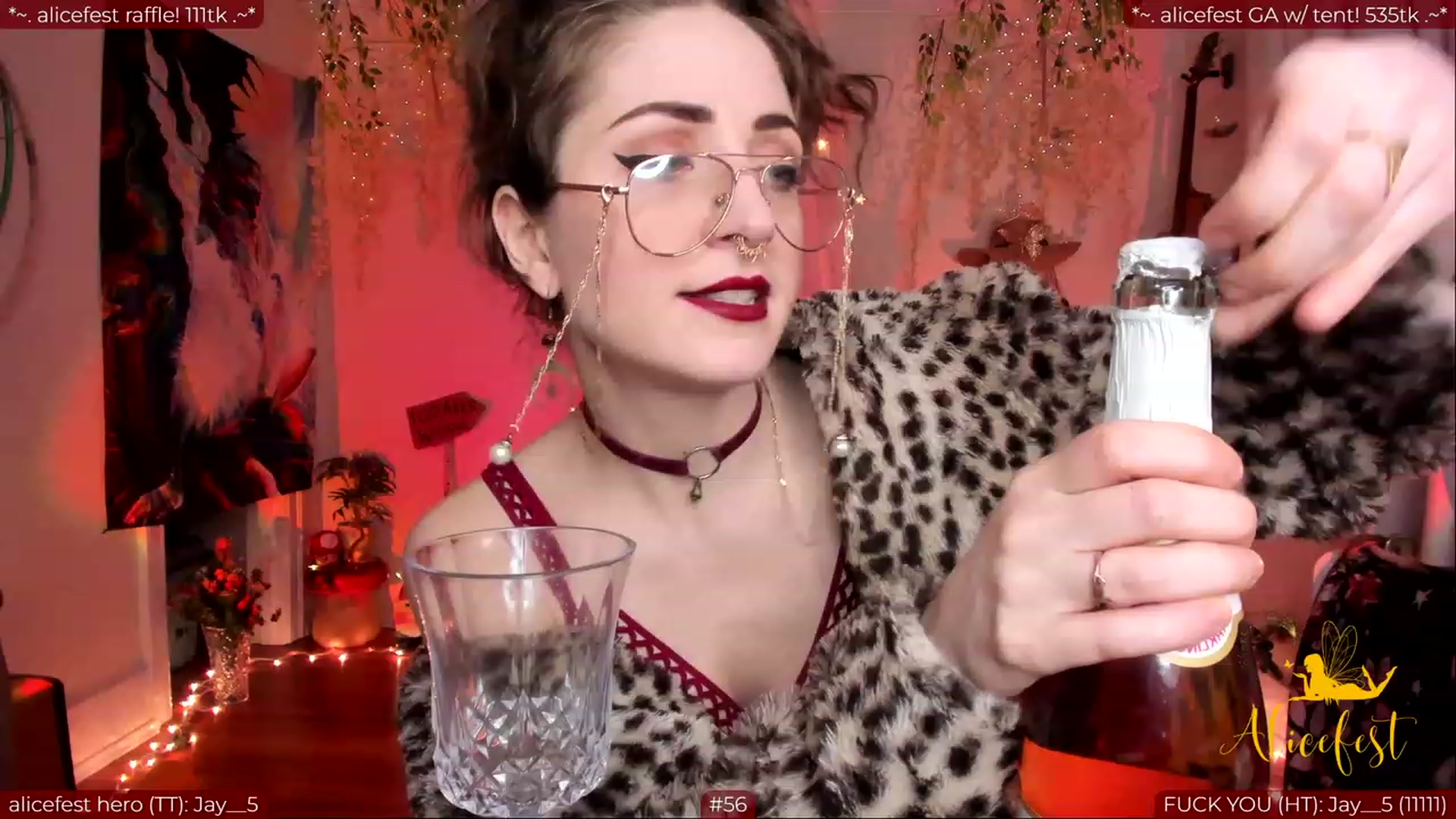 Gallery image thumbnail from aliceisonfire's myfreecams stream on, 03/12/2024, 04:56 image 2 of 20