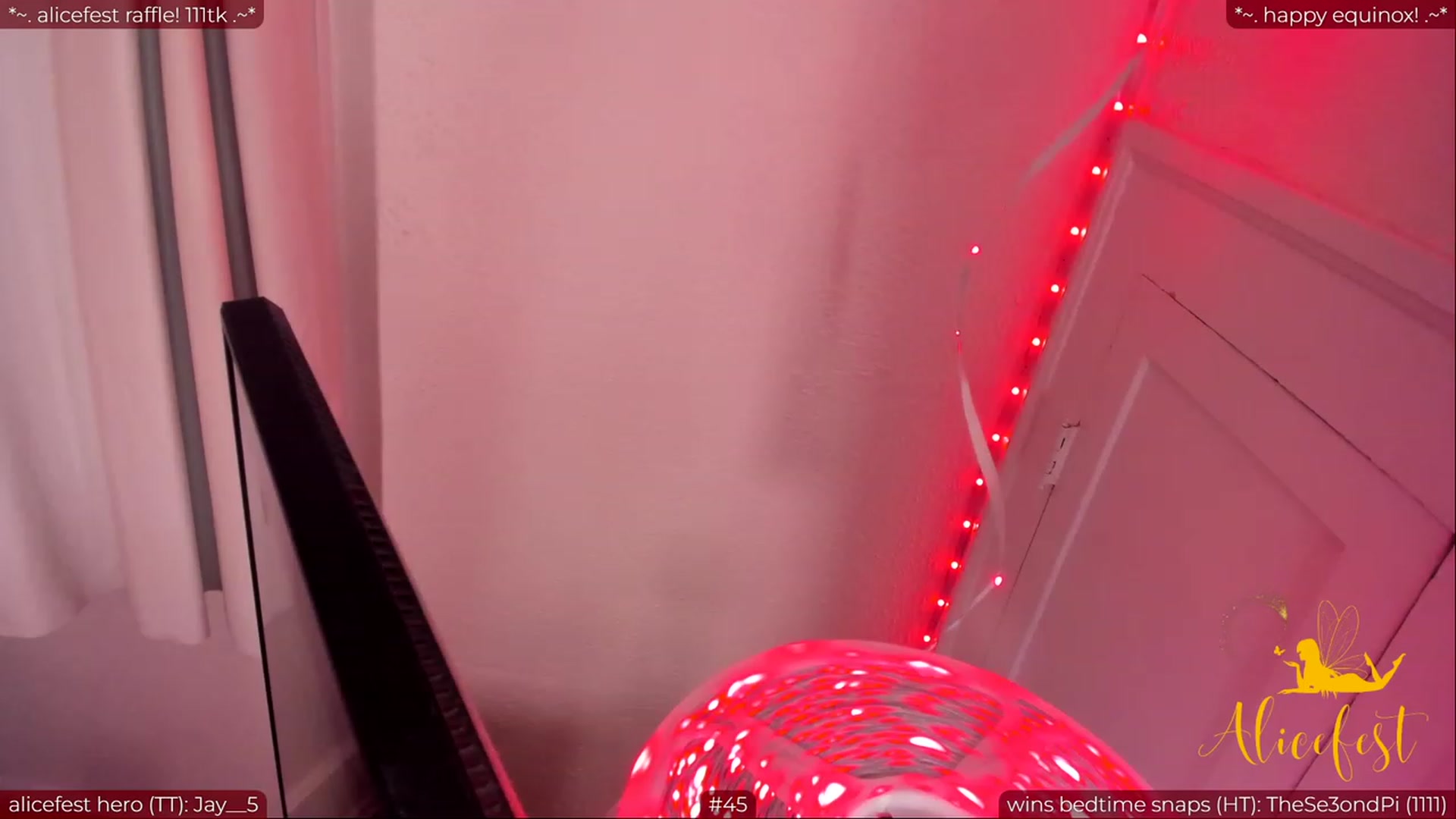 Gallery image thumbnail from aliceisonfire's myfreecams stream on, 03/20/2024, 06:38 image 8 of 20