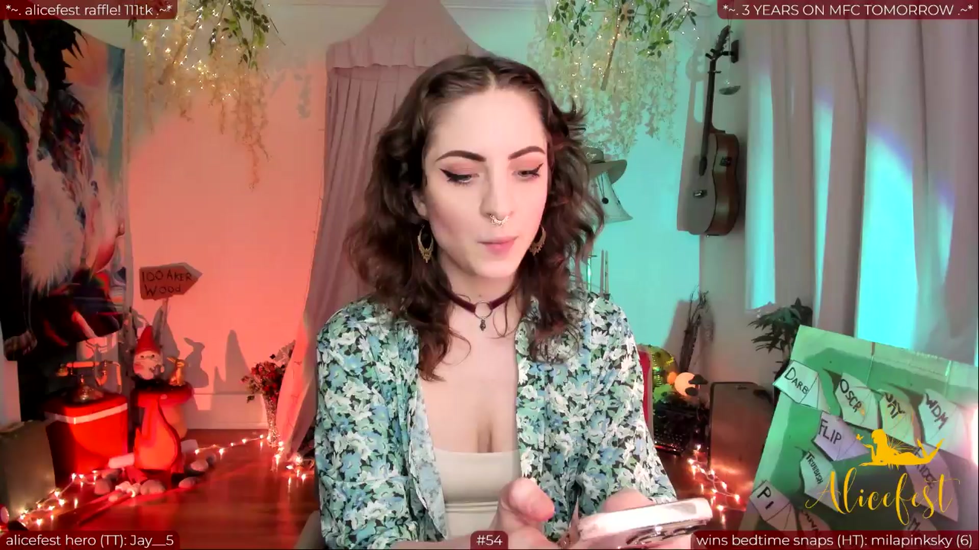 Gallery image thumbnail from aliceisonfire's myfreecams stream on, 03/24/2024, 05:09 image 1 of 20
