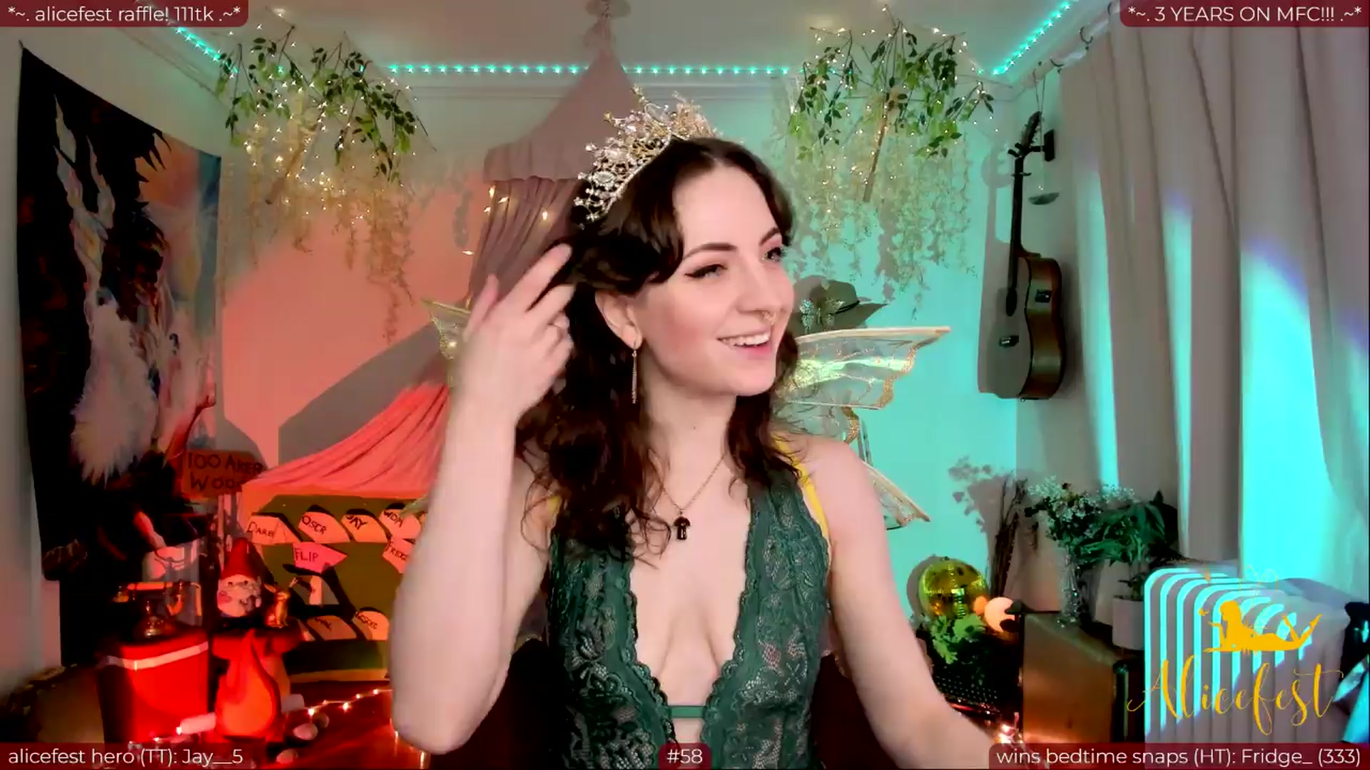 Gallery image thumbnail from aliceisonfire's myfreecams stream on, 03/25/2024, 01:33 image 3 of 20