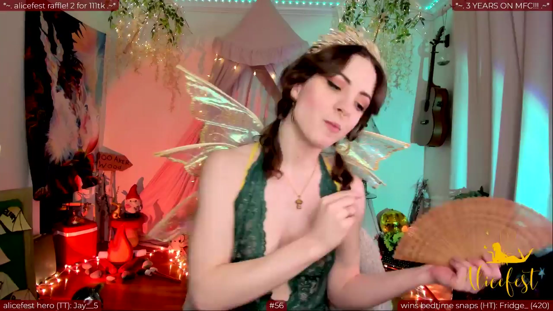 Gallery image thumbnail from aliceisonfire's myfreecams stream on, 03/25/2024, 02:03 image 17 of 20