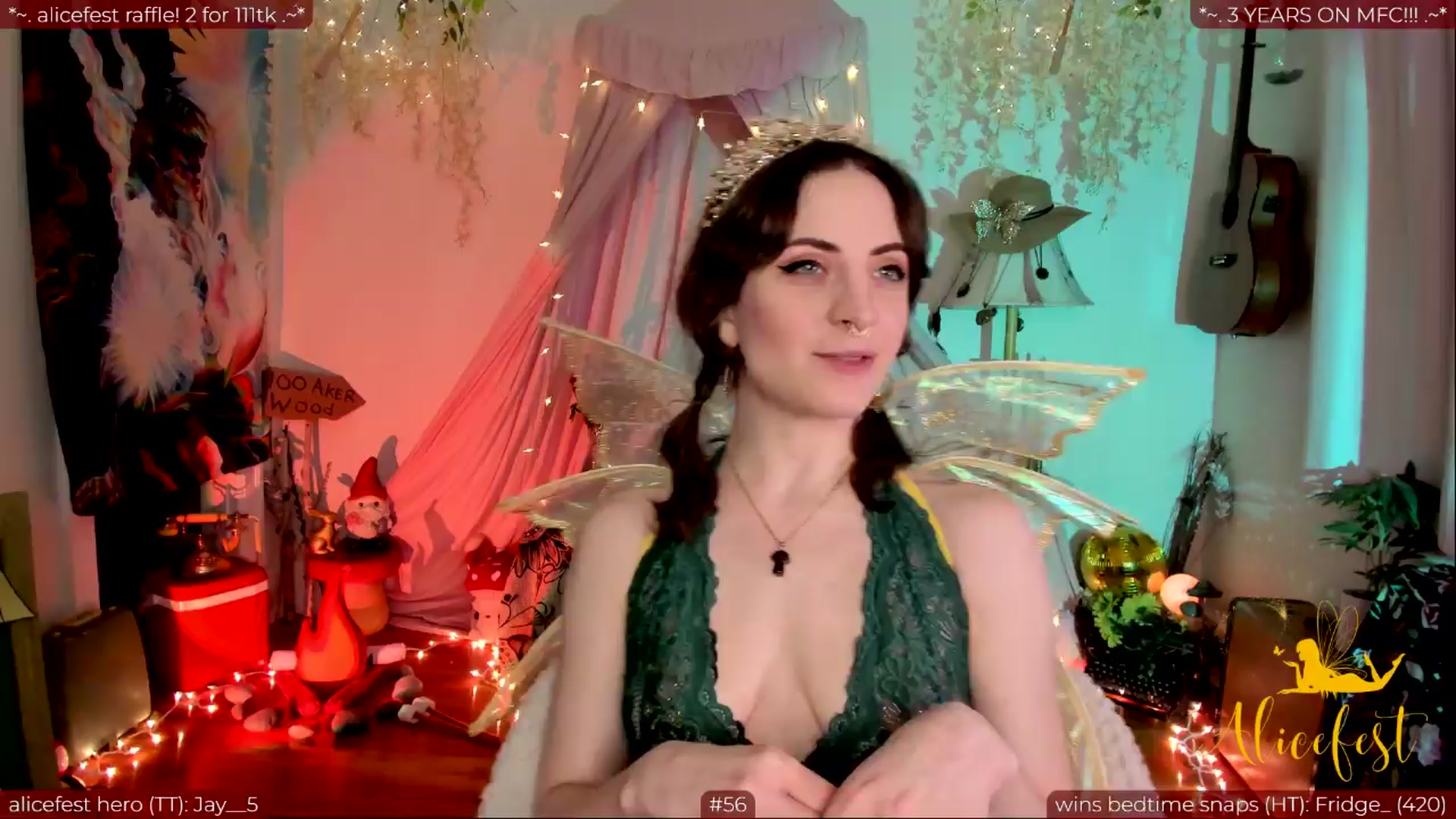 Gallery image thumbnail from aliceisonfire's myfreecams stream on, 03/25/2024, 02:19 image 12 of 20