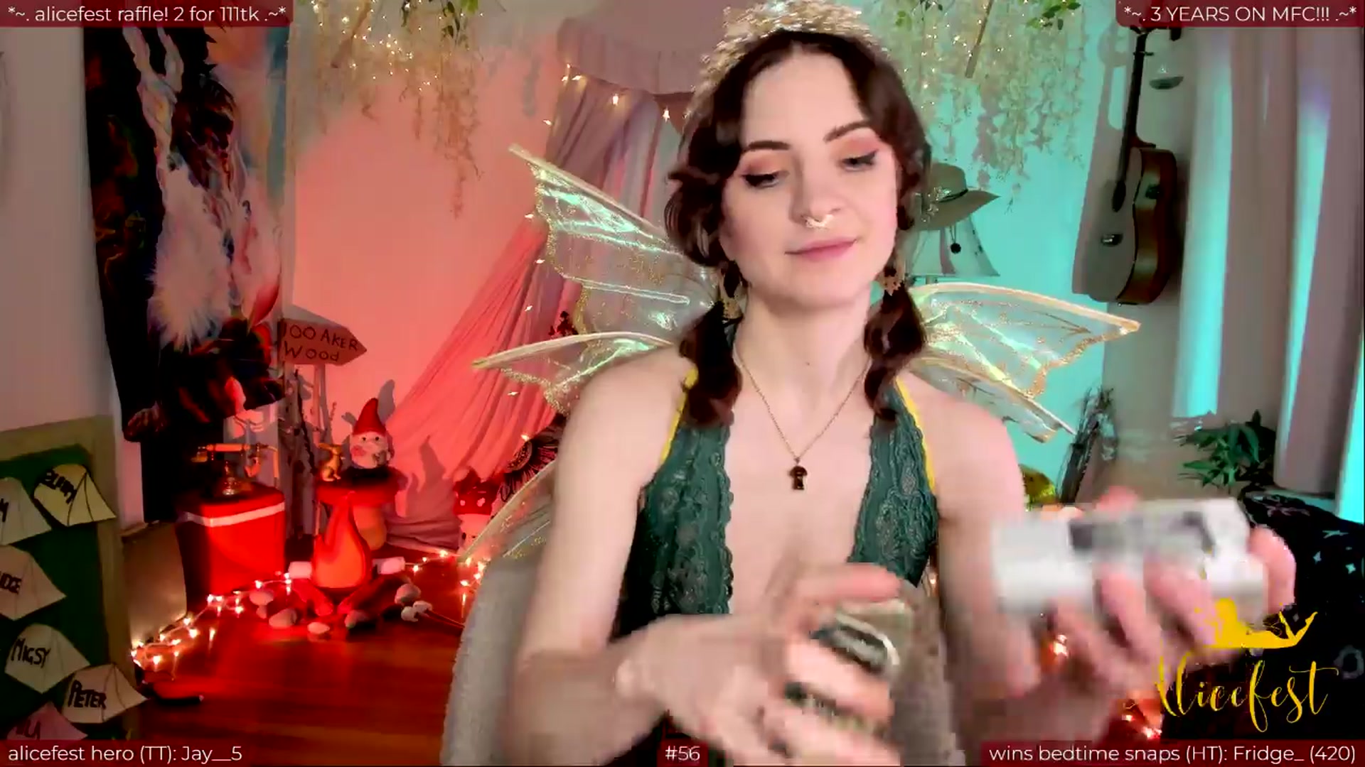 Gallery image thumbnail from aliceisonfire's myfreecams stream on, 03/25/2024, 02:19 image 18 of 20