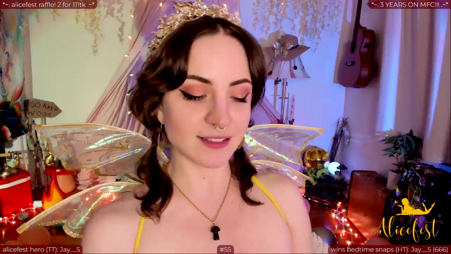 Gallery image thumbnail from aliceisonfire's myfreecams stream on, 03/25/2024, 07:30 image 1 of 20