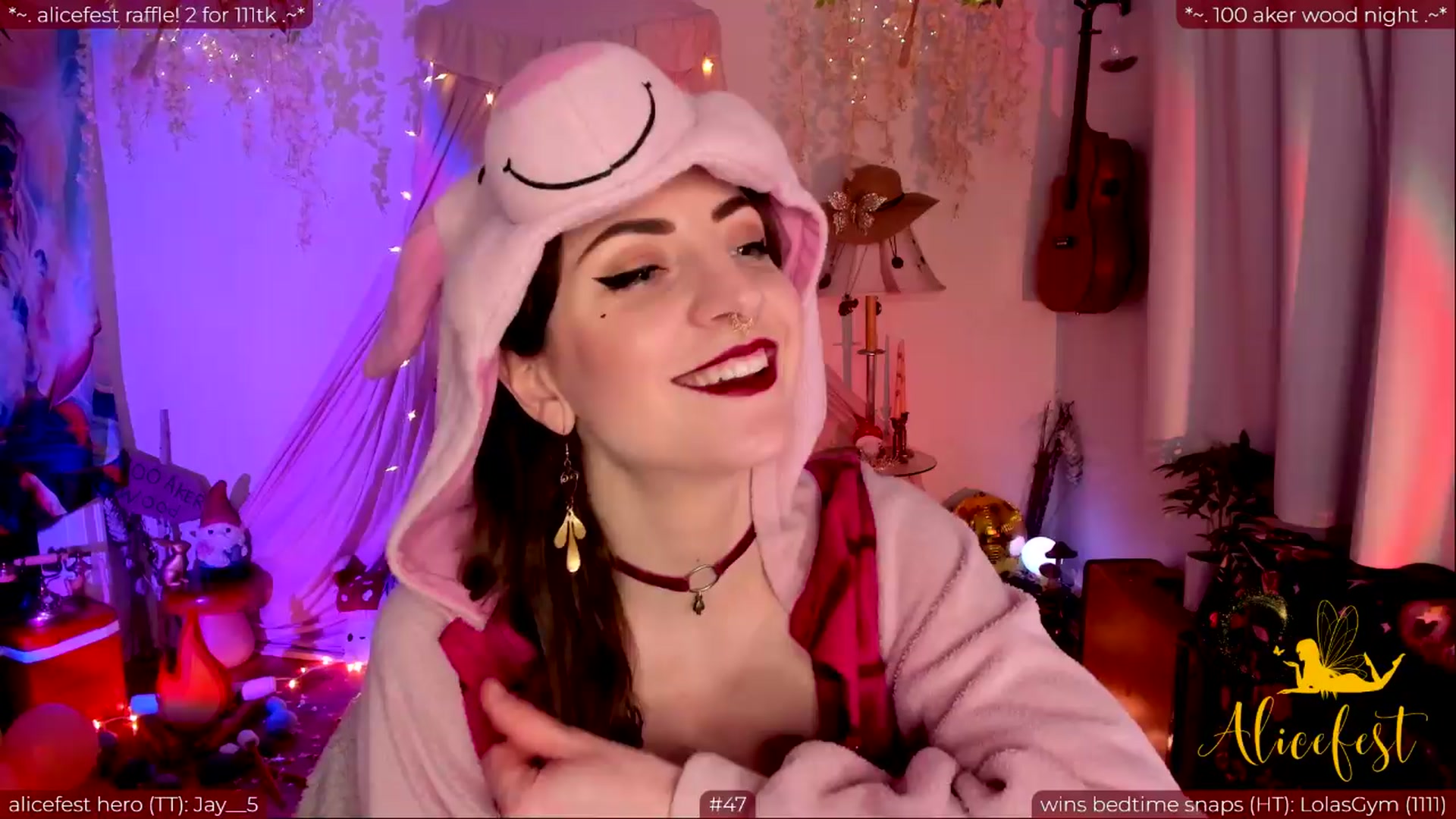 Gallery image thumbnail from aliceisonfire's myfreecams stream on, 03/27/2024, 08:06 image 8 of 20
