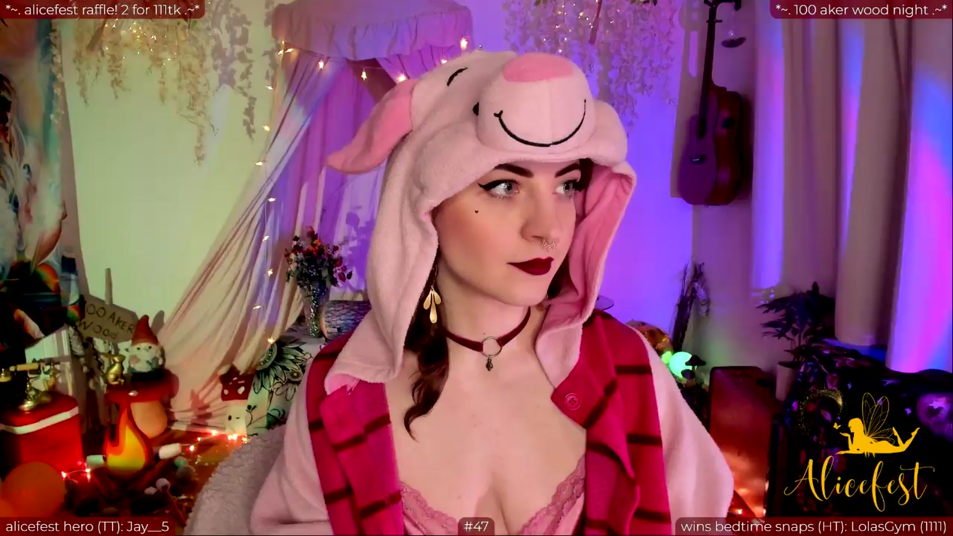Gallery image thumbnail from aliceisonfire's myfreecams stream on, 03/27/2024, 08:06 image 10 of 20