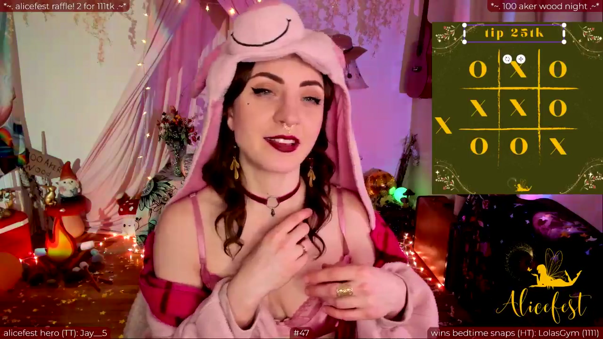 Gallery image thumbnail from aliceisonfire's myfreecams stream on, 03/27/2024, 08:06 image 19 of 20