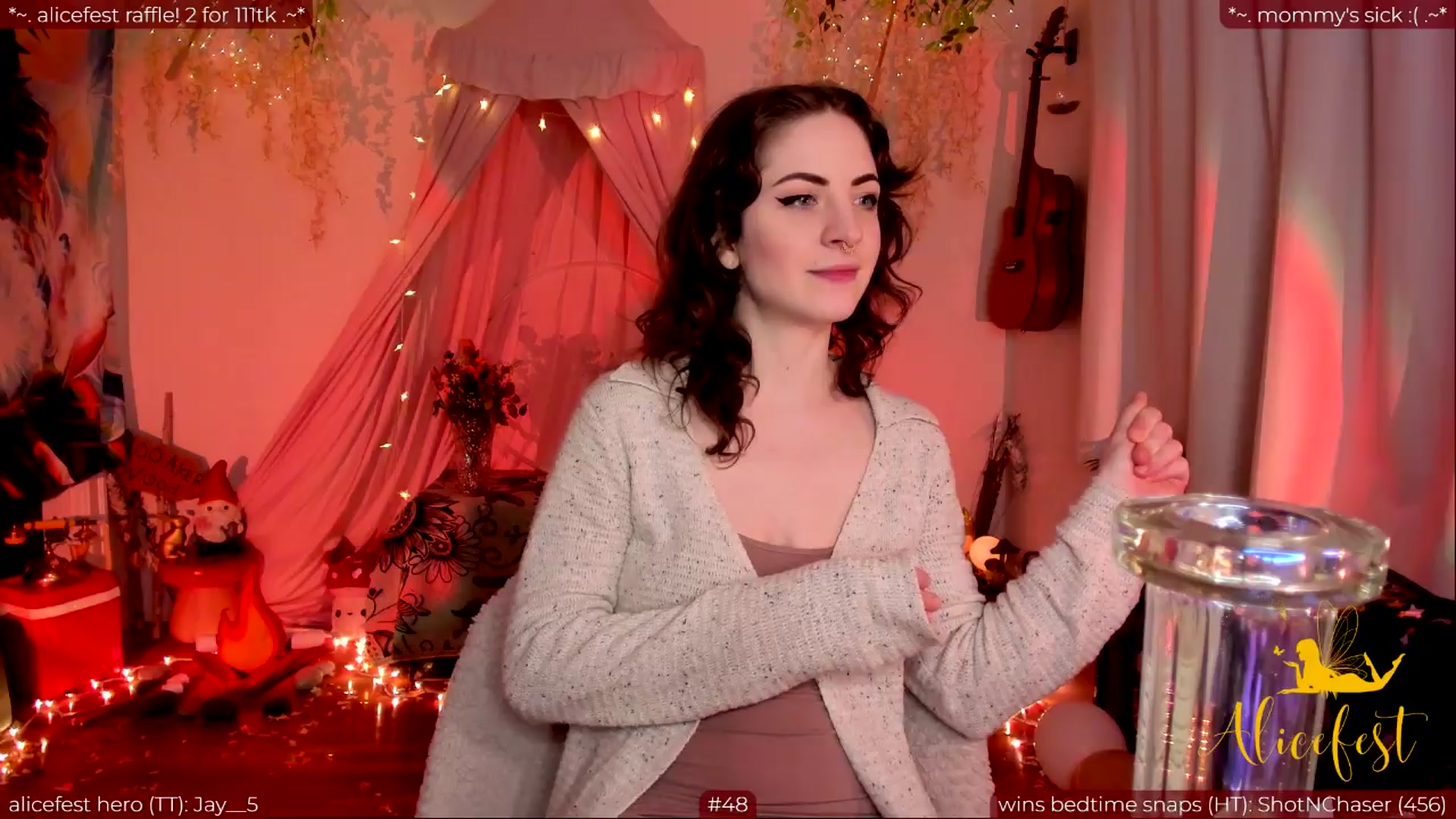 Gallery image thumbnail from aliceisonfire's myfreecams stream on, 03/28/2024, 05:30 image 3 of 20