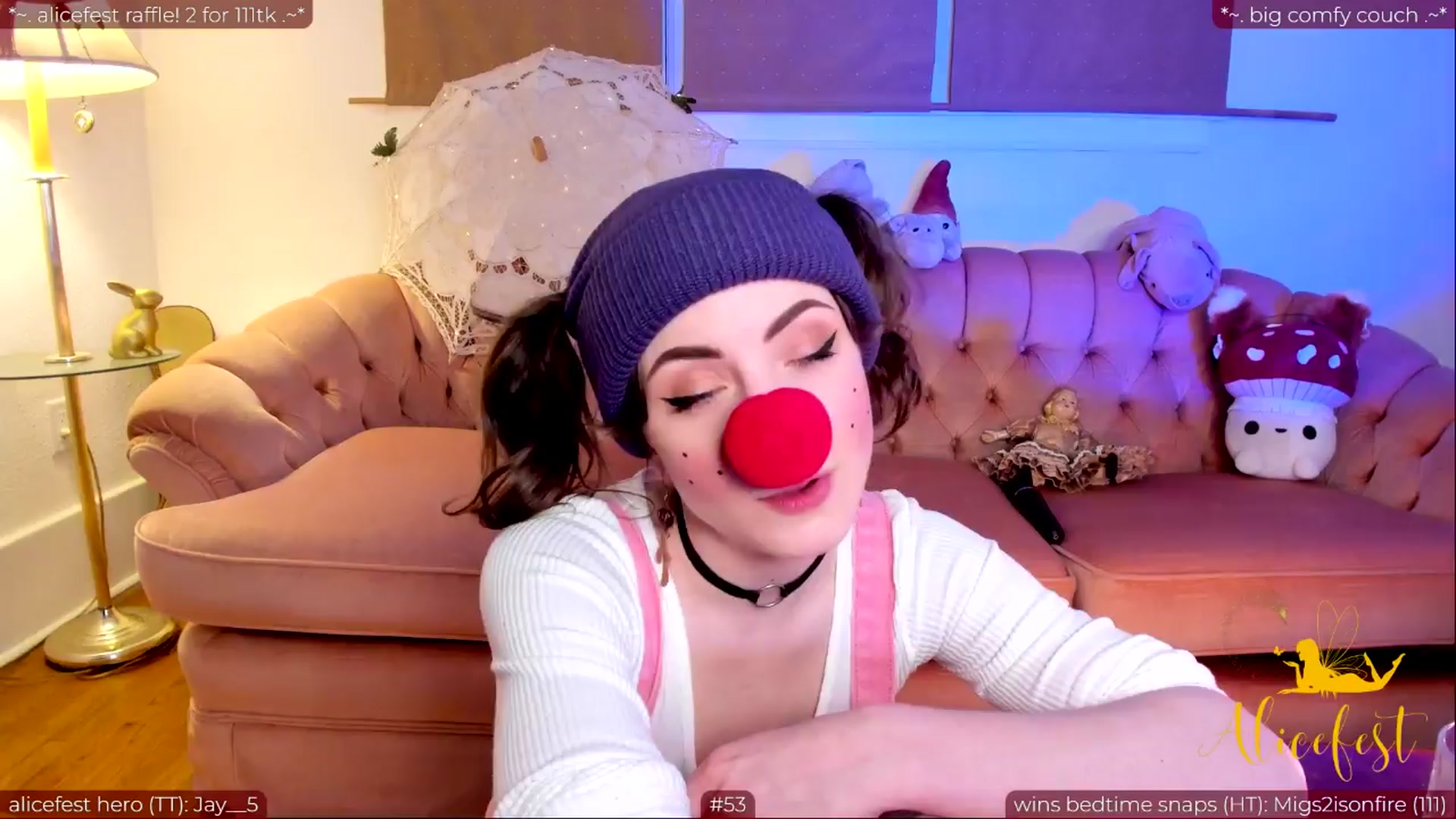 Gallery image thumbnail from aliceisonfire's myfreecams stream on, 03/29/2024, 04:35 image 12 of 20
