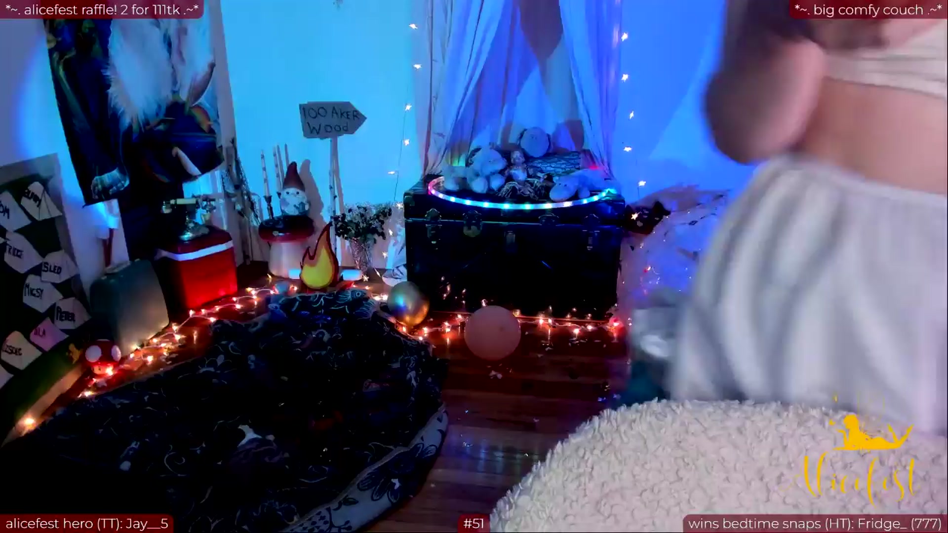 Gallery image thumbnail from aliceisonfire's myfreecams stream on, 03/30/2024, 05:41 image 3 of 20