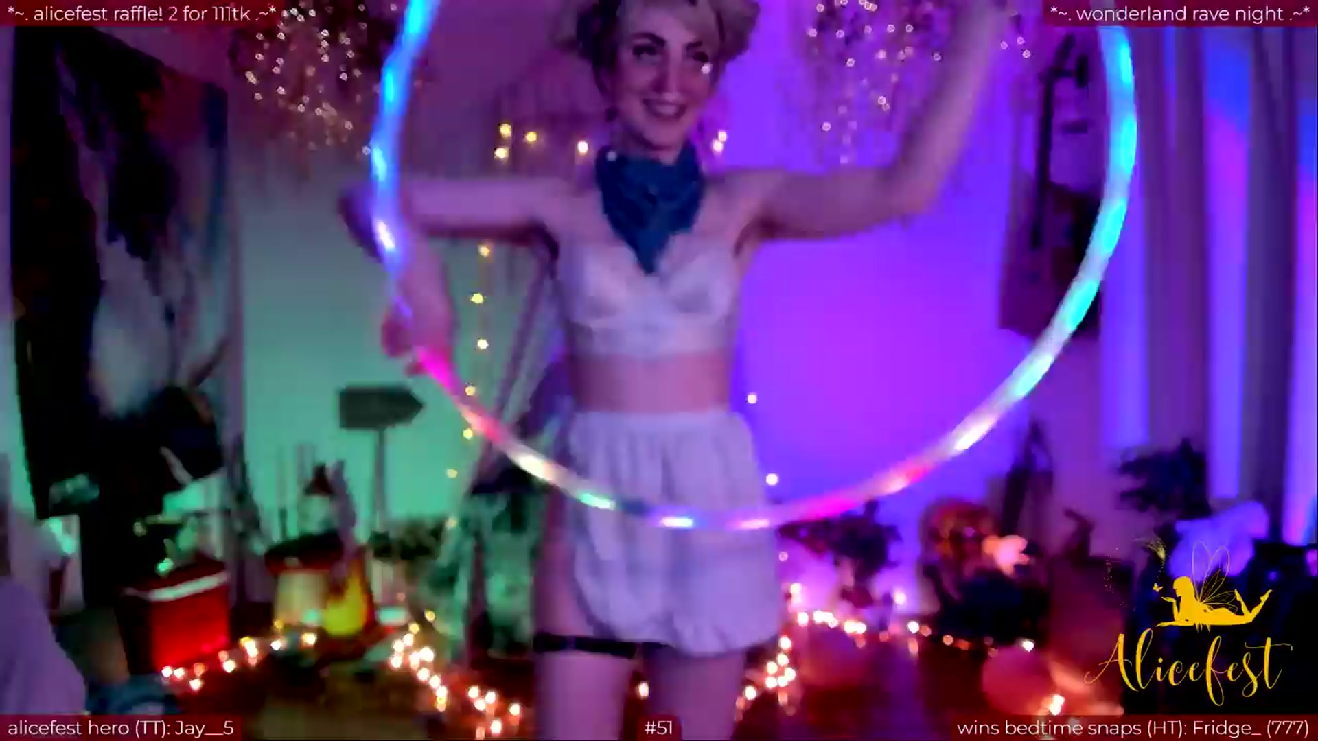 Gallery image thumbnail from aliceisonfire's myfreecams stream on, 03/30/2024, 08:35 image 2 of 20