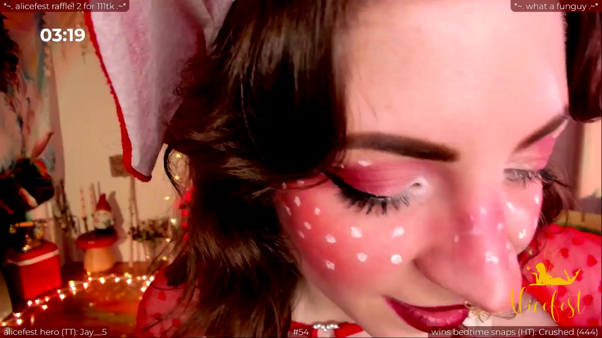 Gallery image thumbnail from aliceisonfire's myfreecams stream on, 03/31/2024, 09:30 image 10 of 20