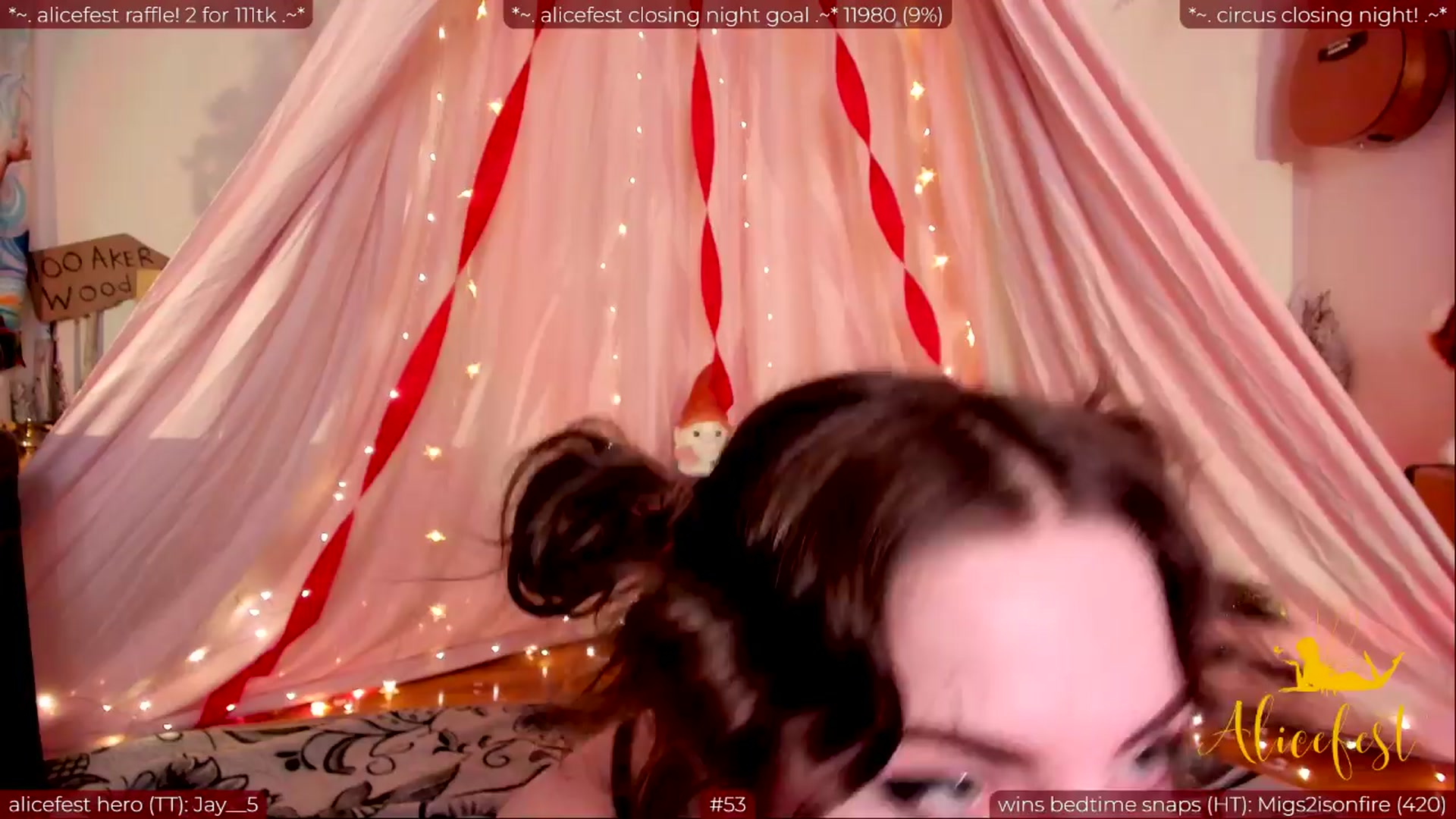 Gallery image thumbnail from aliceisonfire's myfreecams stream on, 04/01/2024, 02:37 image 19 of 20
