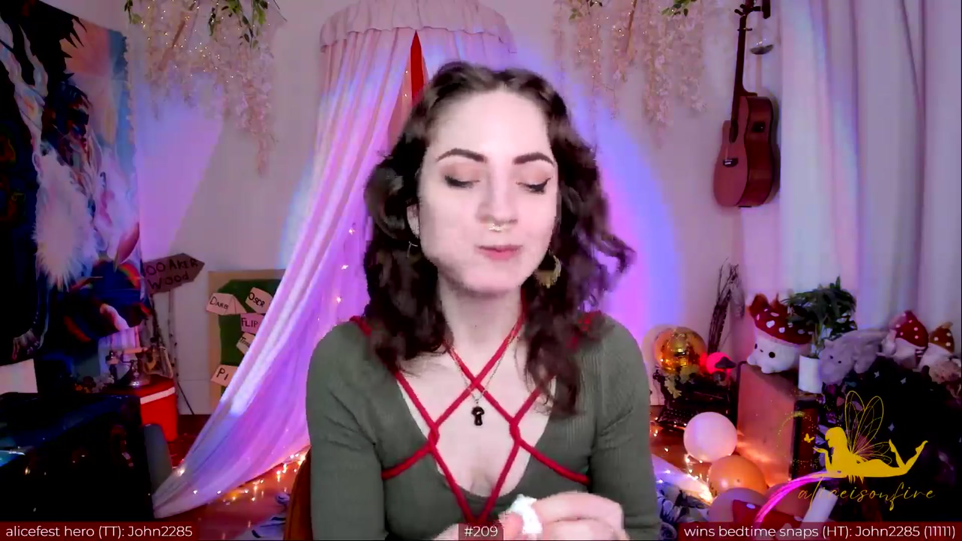 Gallery image thumbnail from aliceisonfire's myfreecams stream on, 04/05/2024, 08:15 image 4 of 20