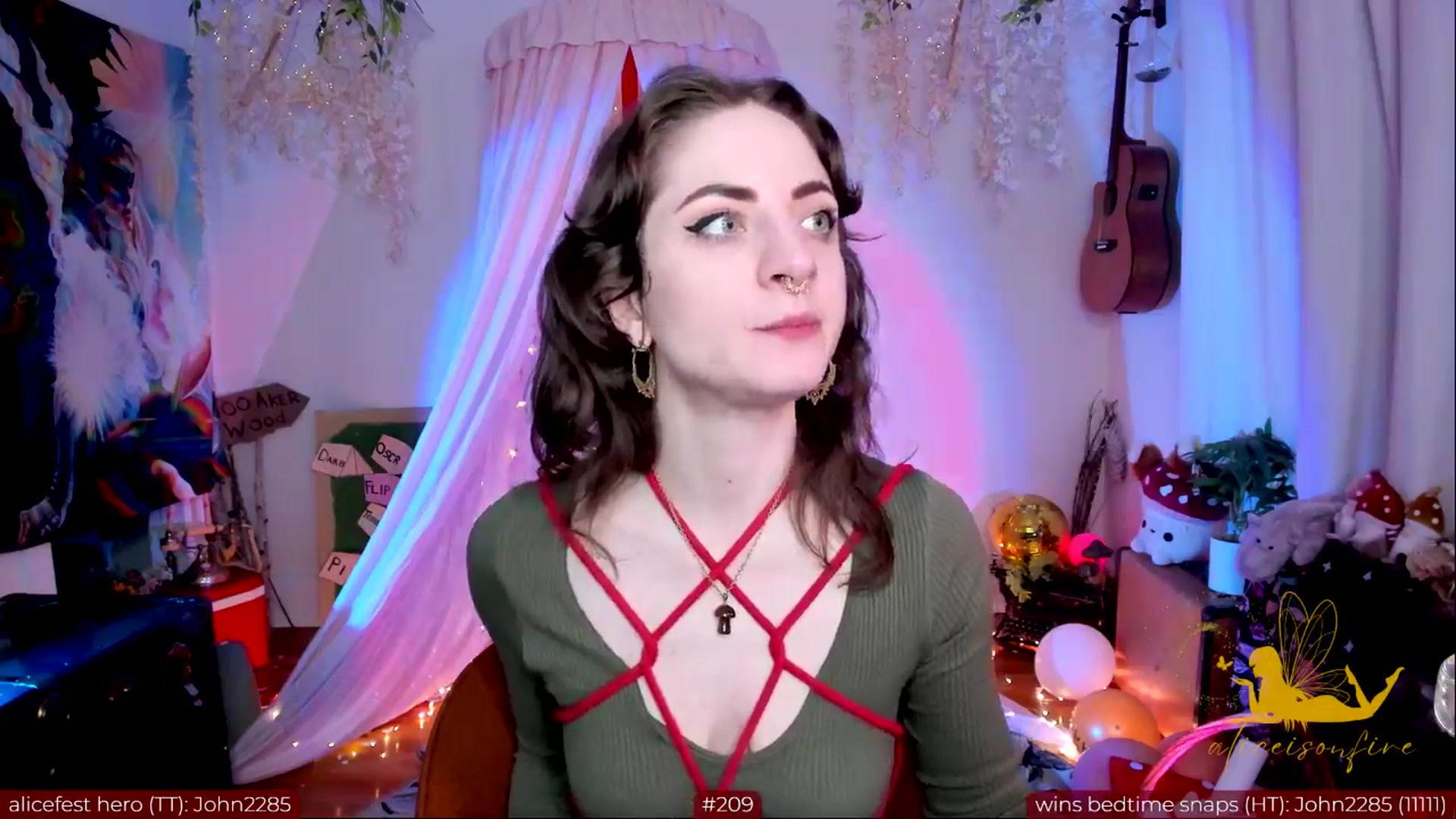 Gallery image thumbnail from aliceisonfire's myfreecams stream on, 04/05/2024, 08:15 image 3 of 20