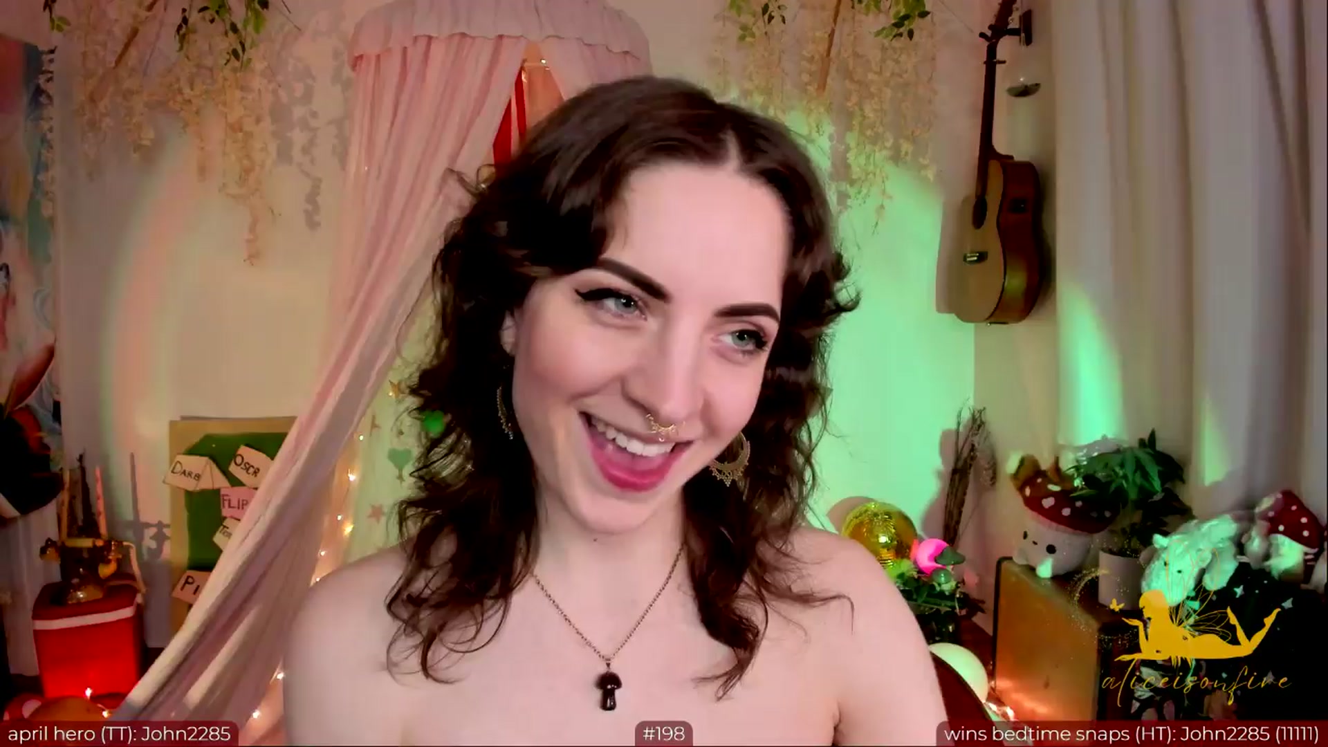 Gallery image thumbnail from aliceisonfire's myfreecams stream on, 04/06/2024, 04:32 image 13 of 20