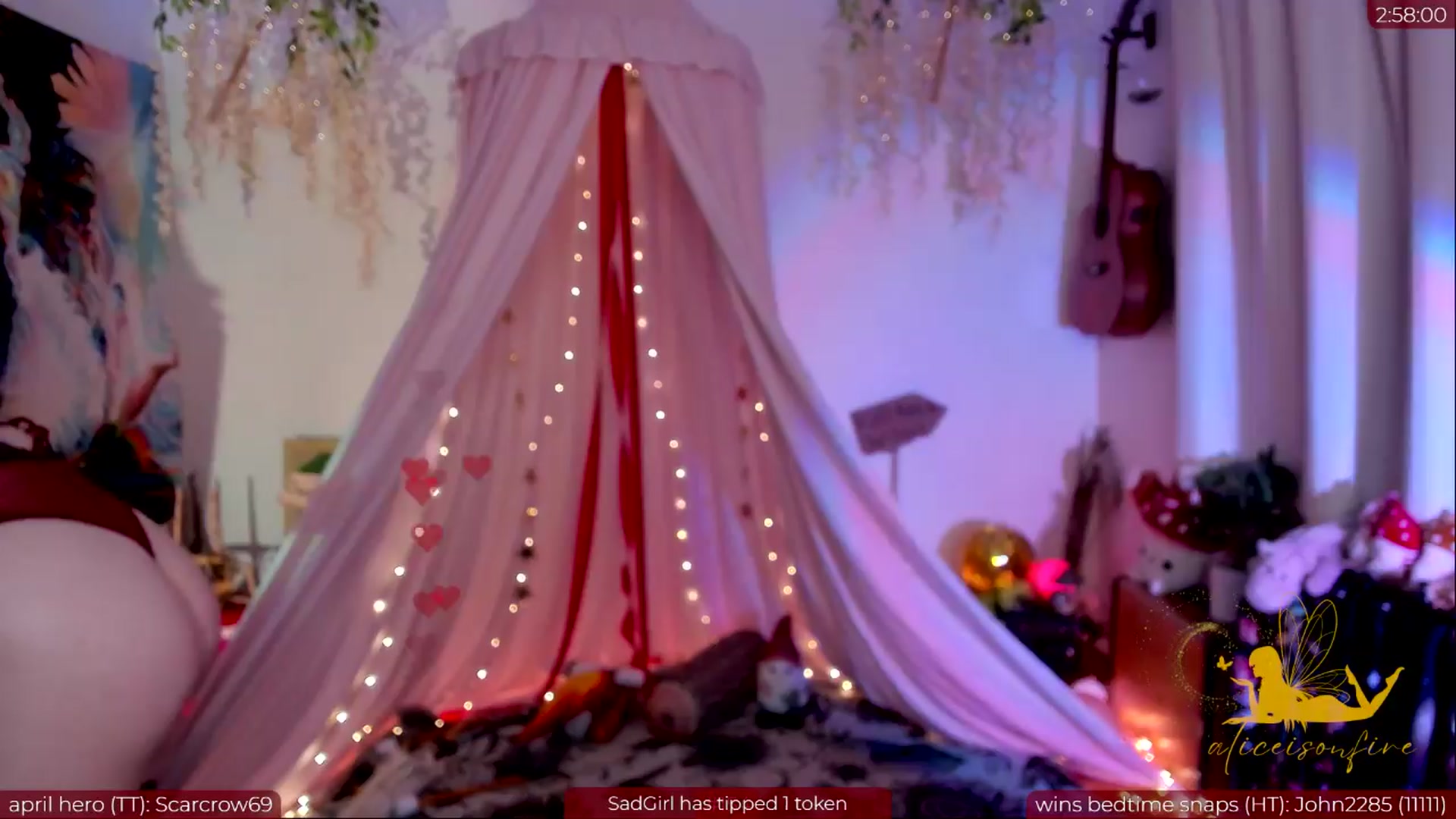Gallery image thumbnail from aliceisonfire's myfreecams stream on, 04/11/2024, 04:37 image 8 of 20