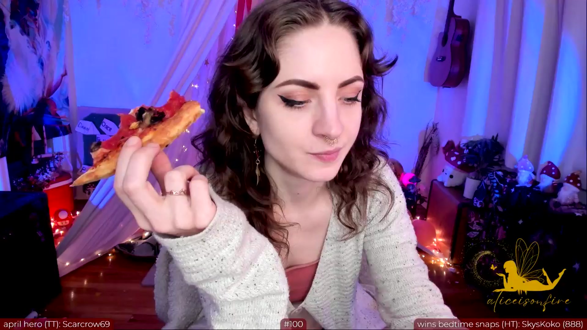 Gallery image thumbnail from aliceisonfire's myfreecams stream on, 04/13/2024, 08:54 image 2 of 20