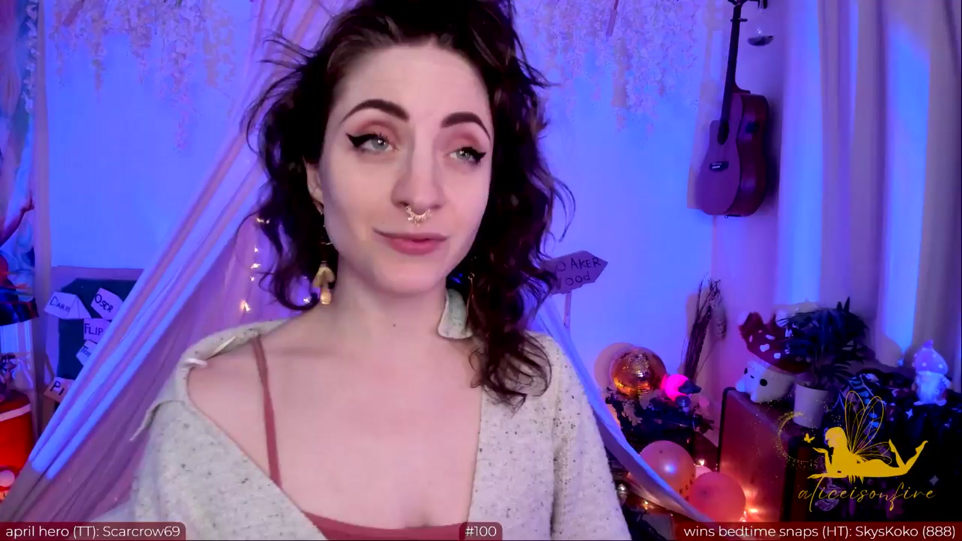 Gallery image thumbnail from aliceisonfire's myfreecams stream on, 04/13/2024, 08:54 image 10 of 20