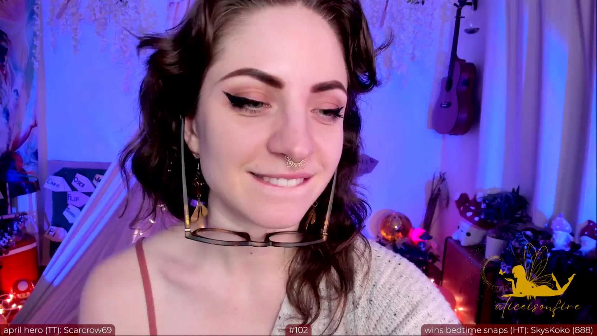 Gallery image thumbnail from aliceisonfire's myfreecams stream on, 04/13/2024, 09:45 image 17 of 20