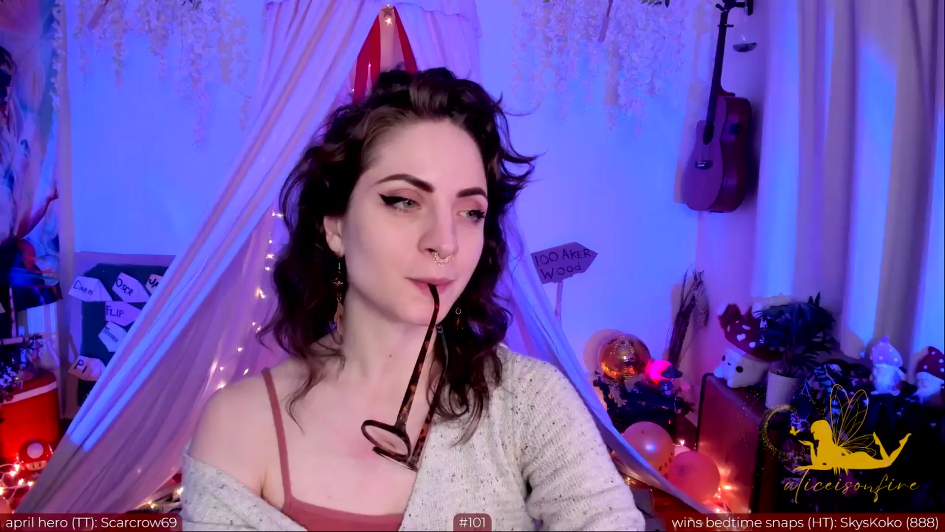 Gallery image thumbnail from aliceisonfire's myfreecams stream on, 04/13/2024, 09:45 image 19 of 20
