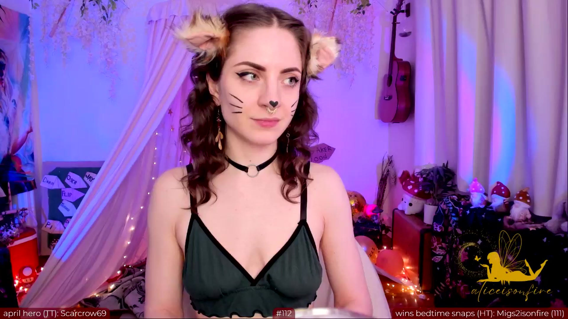 Gallery image thumbnail from aliceisonfire's myfreecams stream on, 04/14/2024, 08:11 image 15 of 20