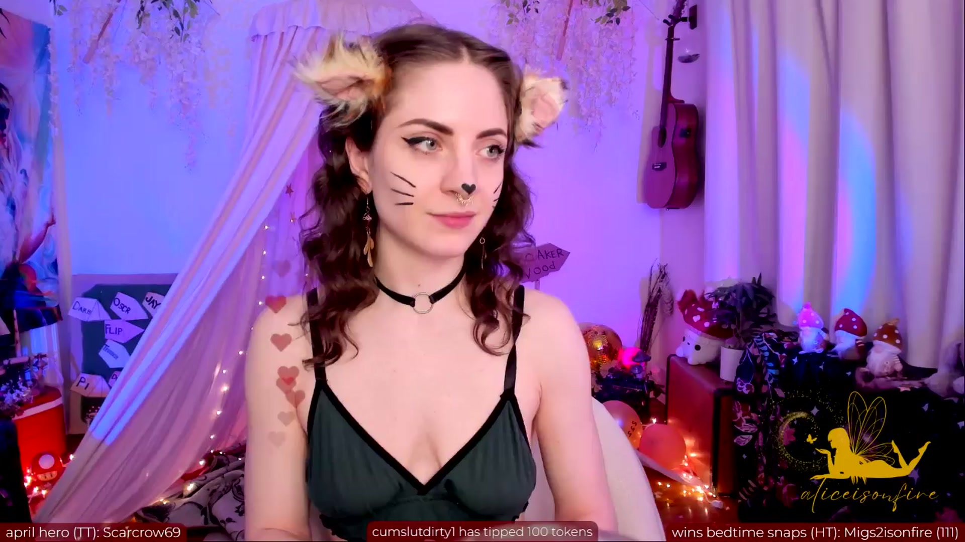 Gallery image thumbnail from aliceisonfire's myfreecams stream on, 04/14/2024, 08:11 image 11 of 20