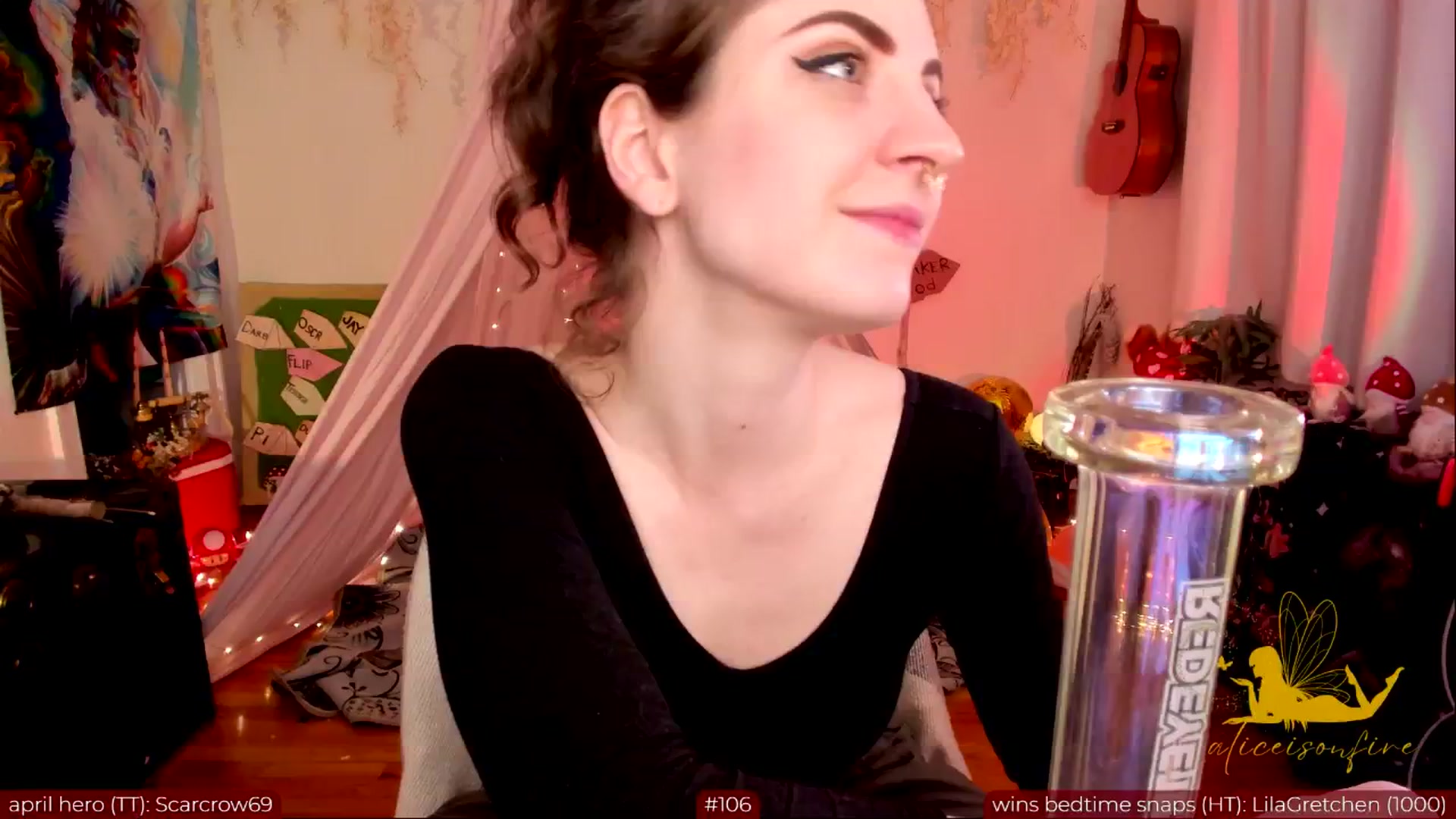 Gallery image thumbnail from aliceisonfire's myfreecams stream on, 04/17/2024, 08:10 image 11 of 20