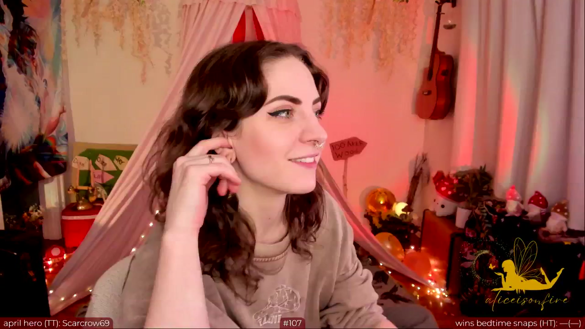 Gallery image thumbnail from aliceisonfire's myfreecams stream on, 04/18/2024, 03:55 image 3 of 20
