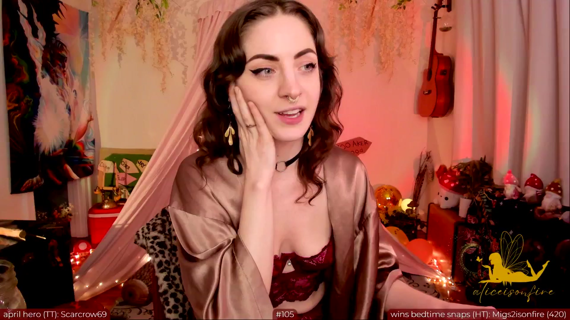 Gallery image thumbnail from aliceisonfire's myfreecams stream on, 04/19/2024, 05:56 image 12 of 20