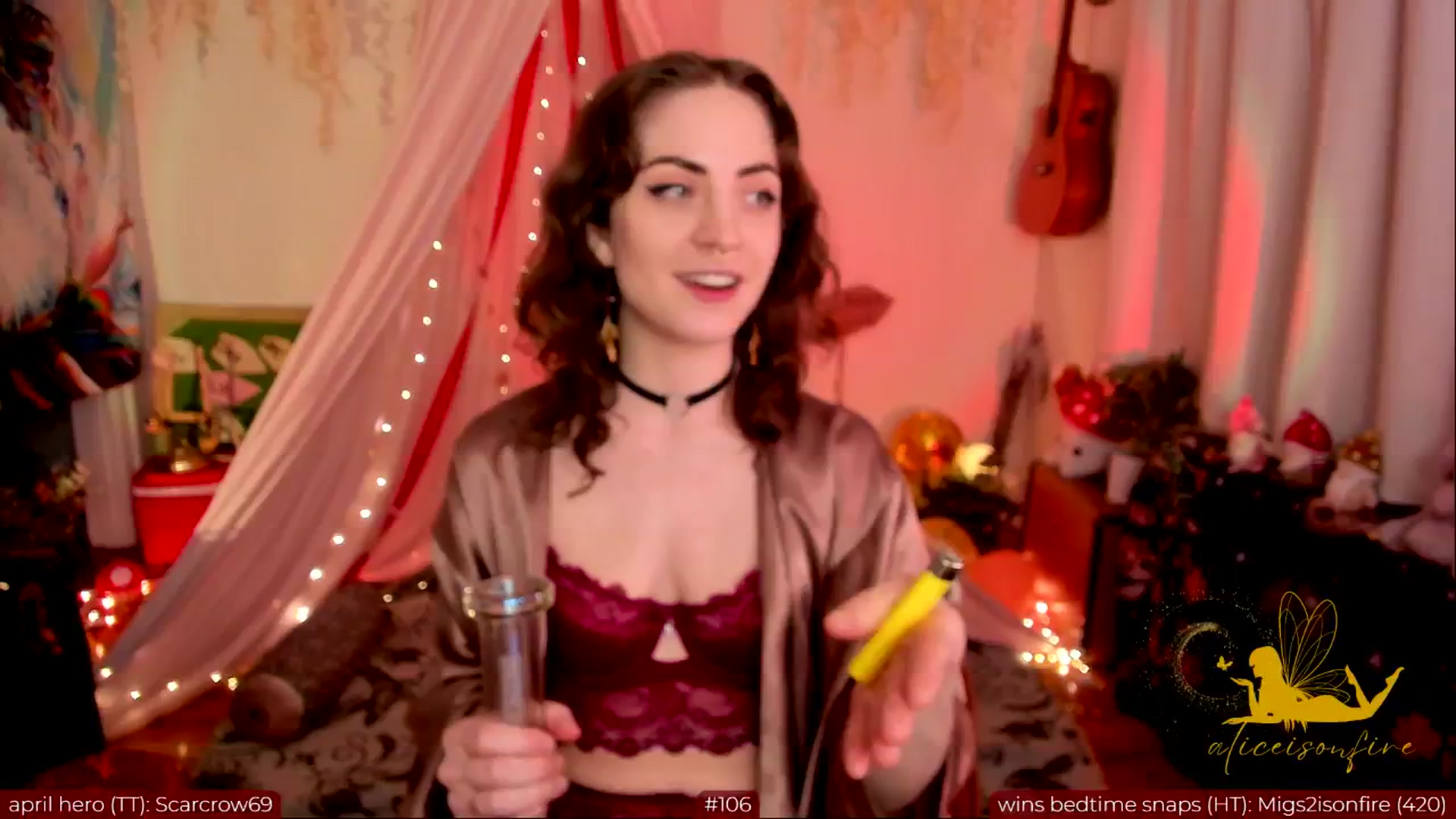 Gallery image thumbnail from aliceisonfire's myfreecams stream on, 04/19/2024, 06:26 image 11 of 20