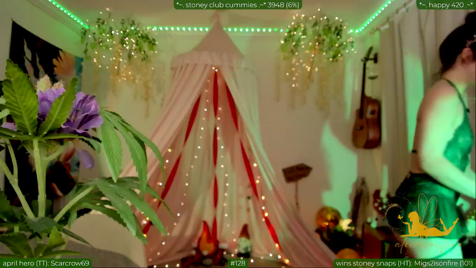 Gallery image thumbnail from aliceisonfire's myfreecams stream on, 04/21/2024, 01:01 image 19 of 20