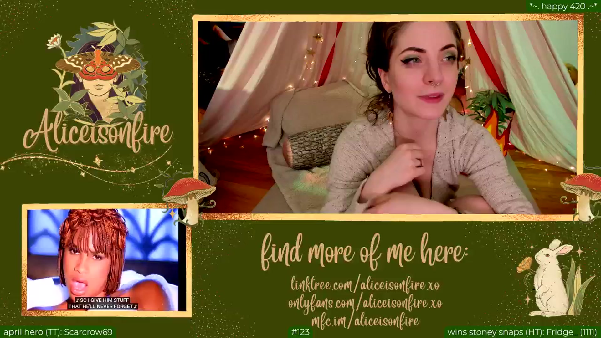 Gallery image thumbnail from aliceisonfire's myfreecams stream on, 04/21/2024, 09:43 image 14 of 20