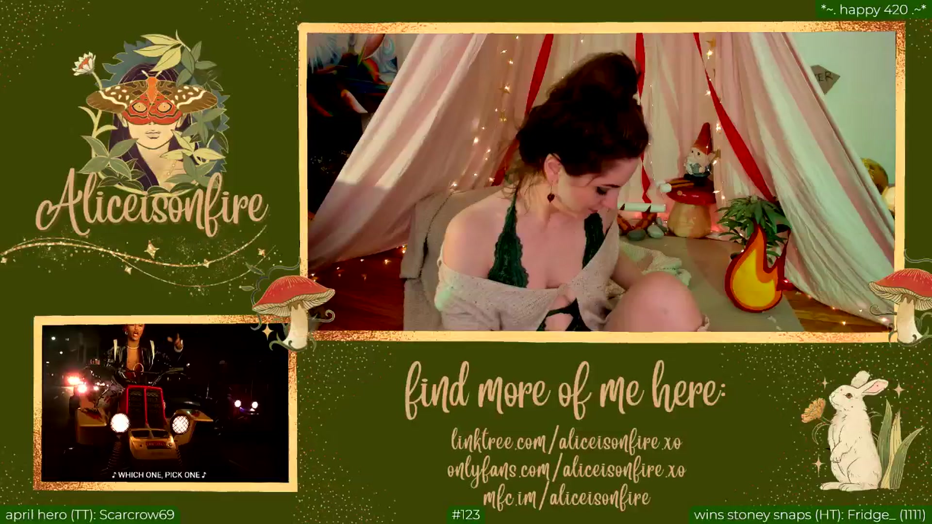 Gallery image thumbnail from aliceisonfire's myfreecams stream on, 04/21/2024, 09:43 image 10 of 20