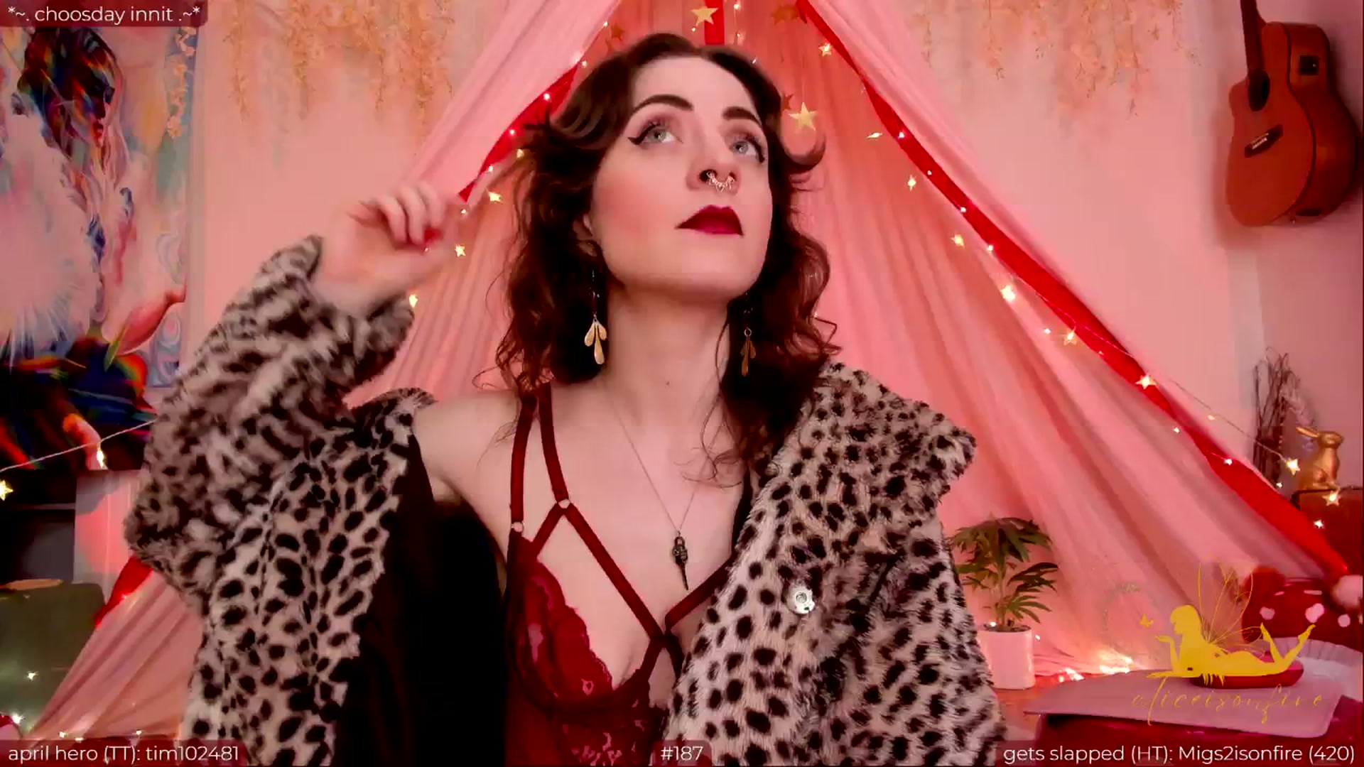 Gallery image thumbnail from aliceisonfire's myfreecams stream on, 05/07/2024, 07:07 image 14 of 20