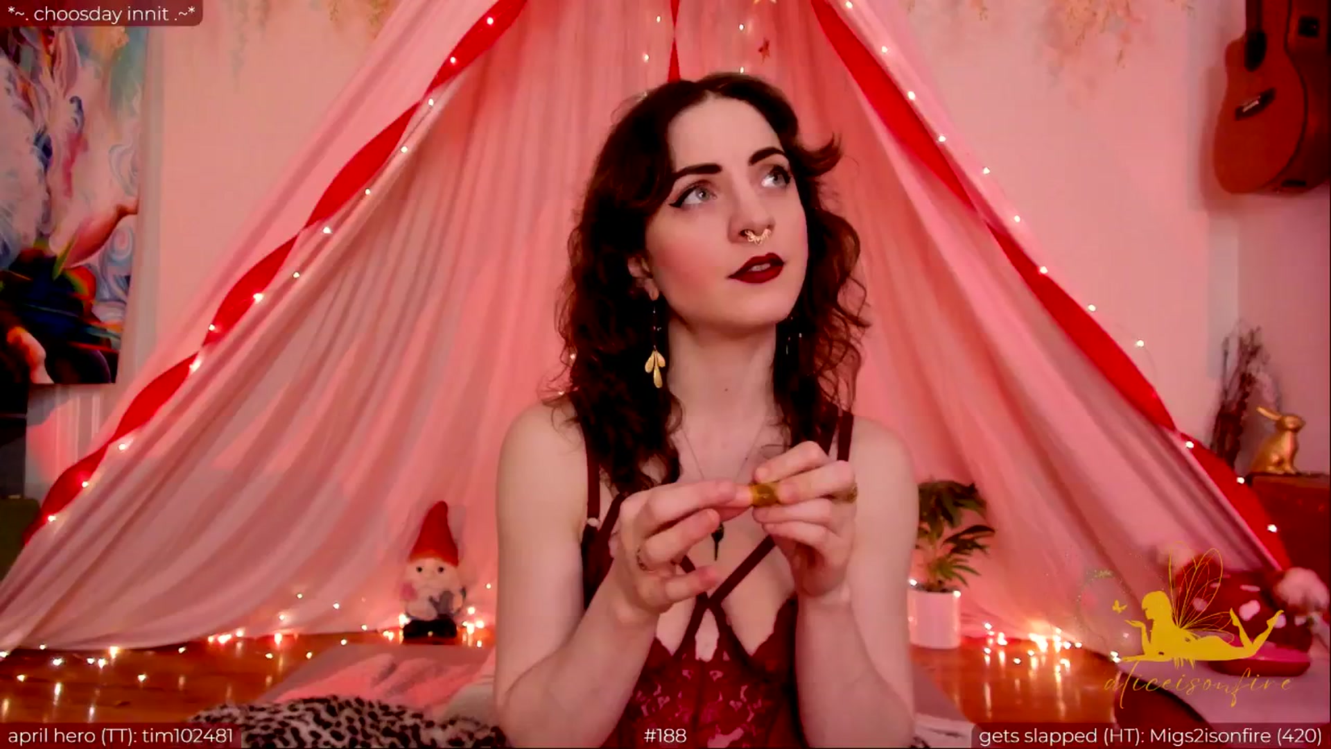 Gallery image thumbnail from aliceisonfire's myfreecams stream on, 05/07/2024, 07:07 image 4 of 20