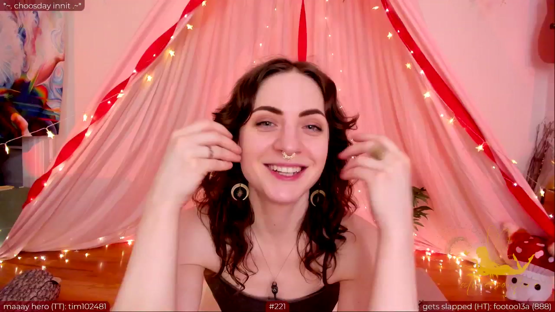 Gallery image thumbnail from aliceisonfire's myfreecams stream on, 05/10/2024, 09:18 image 11 of 20