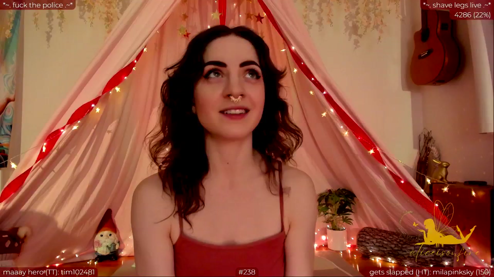 Gallery image thumbnail from aliceisonfire's myfreecams stream on, 05/14/2024, 05:46 image 16 of 20