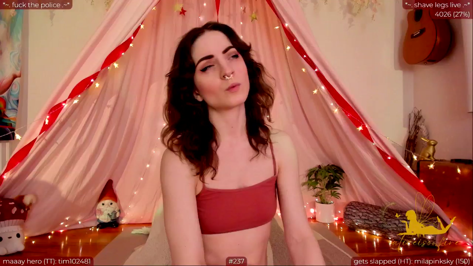 Gallery image thumbnail from aliceisonfire's myfreecams stream on, 05/14/2024, 07:10 image 4 of 20