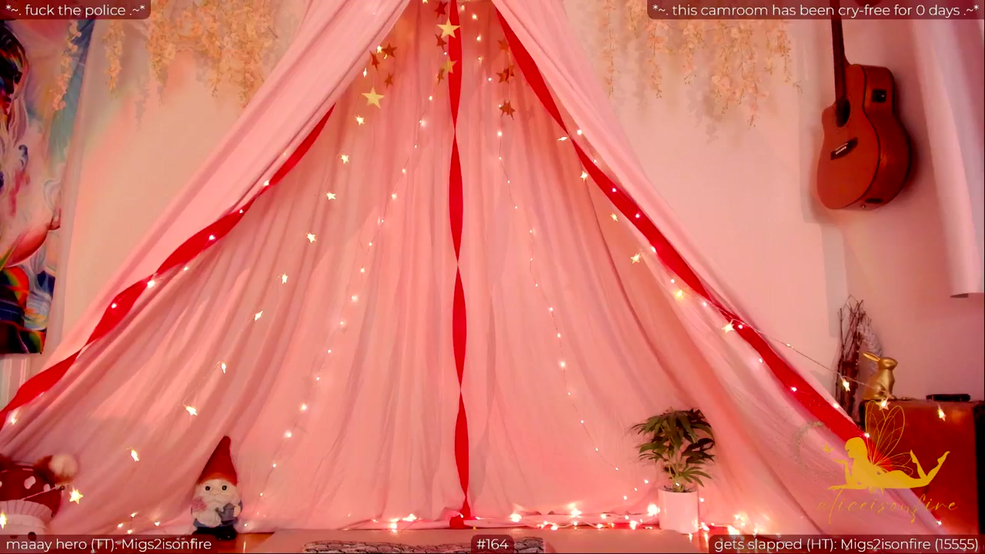 Gallery image thumbnail from aliceisonfire's myfreecams stream on, 05/17/2024, 10:29 image 4 of 20
