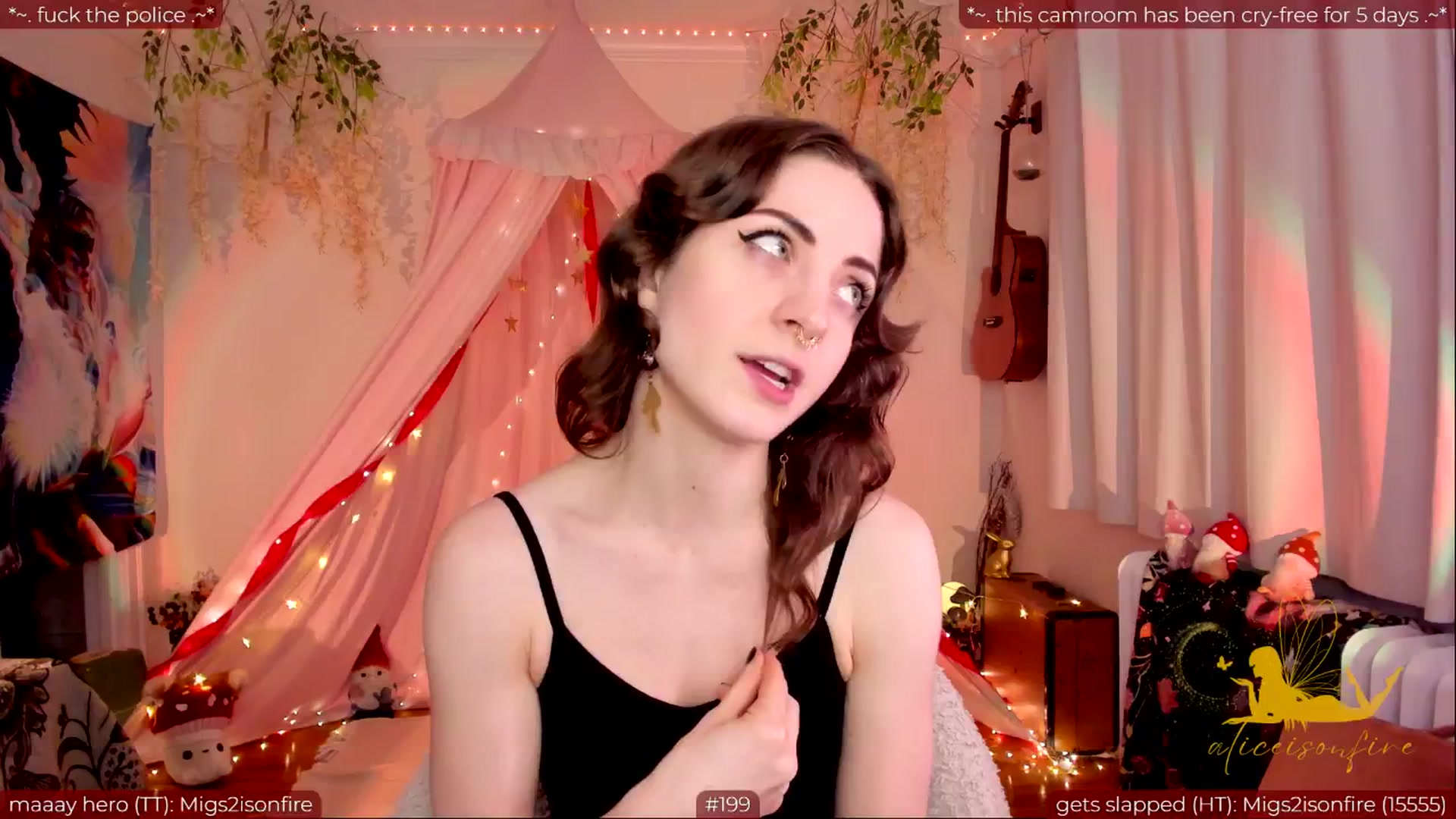 Gallery image thumbnail from aliceisonfire's myfreecams stream on, 05/22/2024, 06:31 image 9 of 20