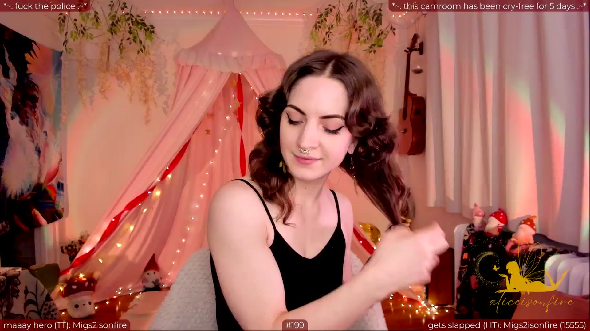 Gallery image thumbnail from aliceisonfire's myfreecams stream on, 05/22/2024, 06:31 image 8 of 20